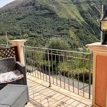 La Marinella Apartment *