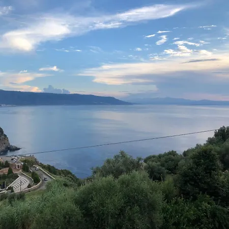 La Marinella Apartment *