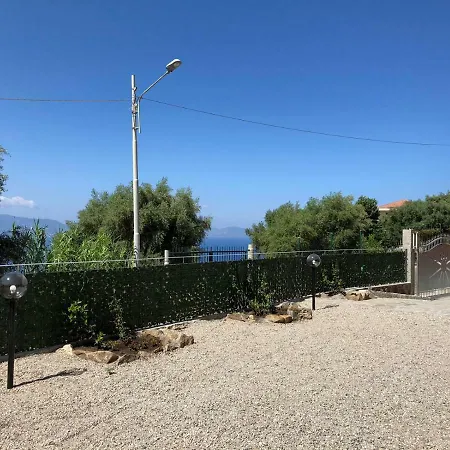 Apartment La Marinella