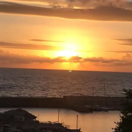 La Marinella Apartment *